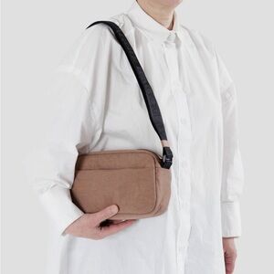 BAGGU Camera Crossbody